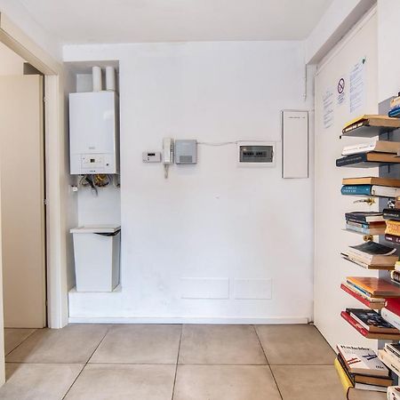 Studio Stazione Centrale Милано Екстериор снимка