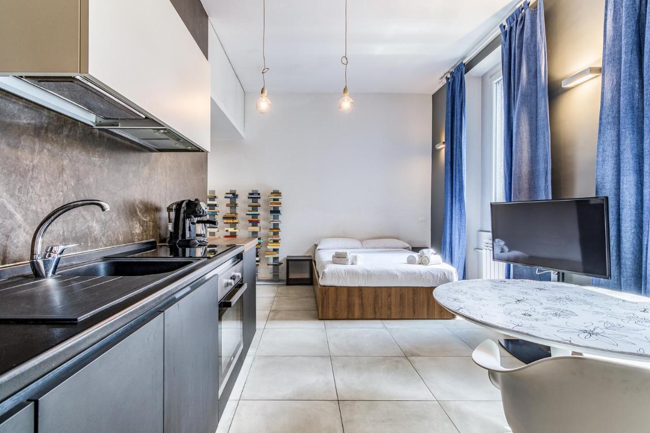Studio Stazione Centrale Милано Екстериор снимка