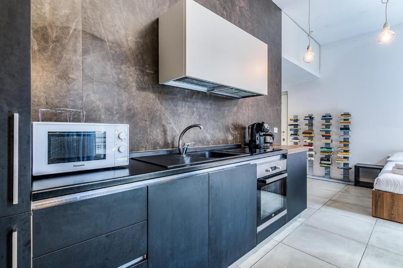 Studio Stazione Centrale Милано Екстериор снимка